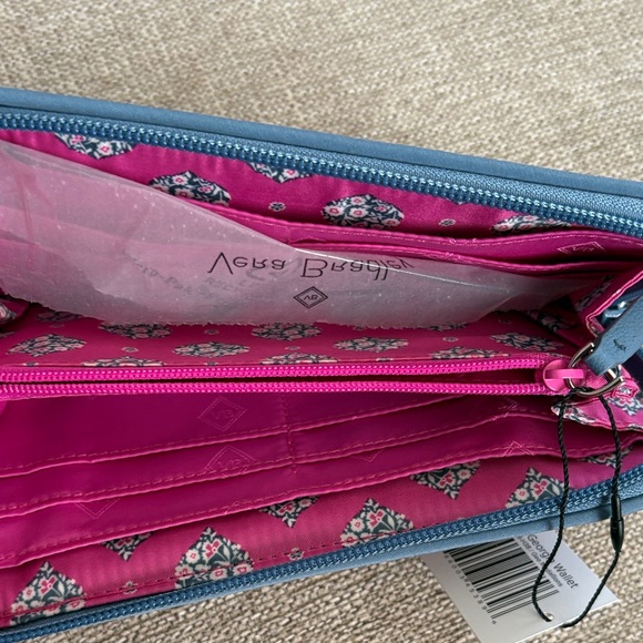 Vera Bradley Multicolor Geometric Quilted Wallet RFID - Picture 3 of 4